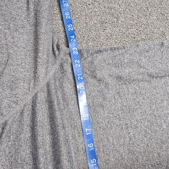 Rhone Reign Long-Sleeve T-Shirt Size XL in Heather Gray - Picture 6 of 7